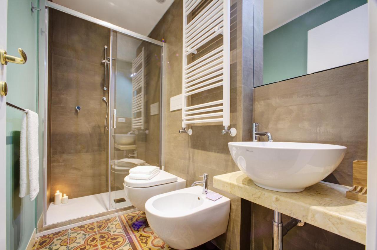 Palazzo Pastura B&B And Apartments คาตาเนีย ภายนอก รูปภาพ