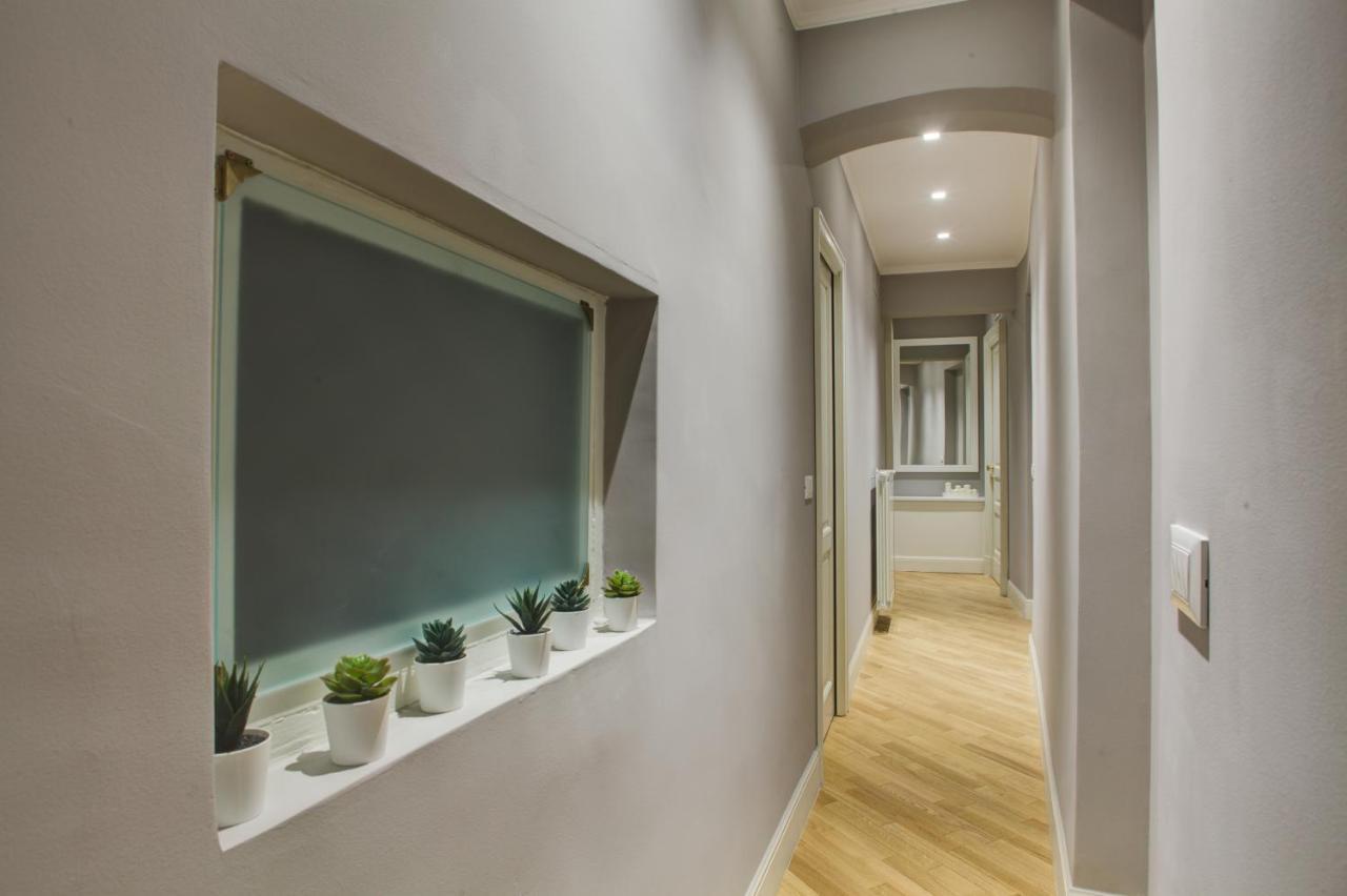 Palazzo Pastura B&B And Apartments คาตาเนีย ภายนอก รูปภาพ
