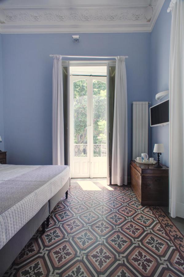 Palazzo Pastura B&B And Apartments คาตาเนีย ภายนอก รูปภาพ