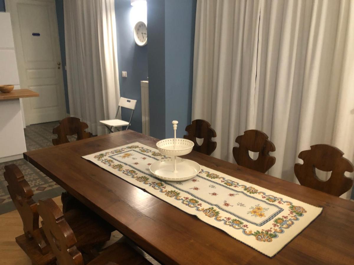 Palazzo Pastura B&B And Apartments คาตาเนีย ภายนอก รูปภาพ