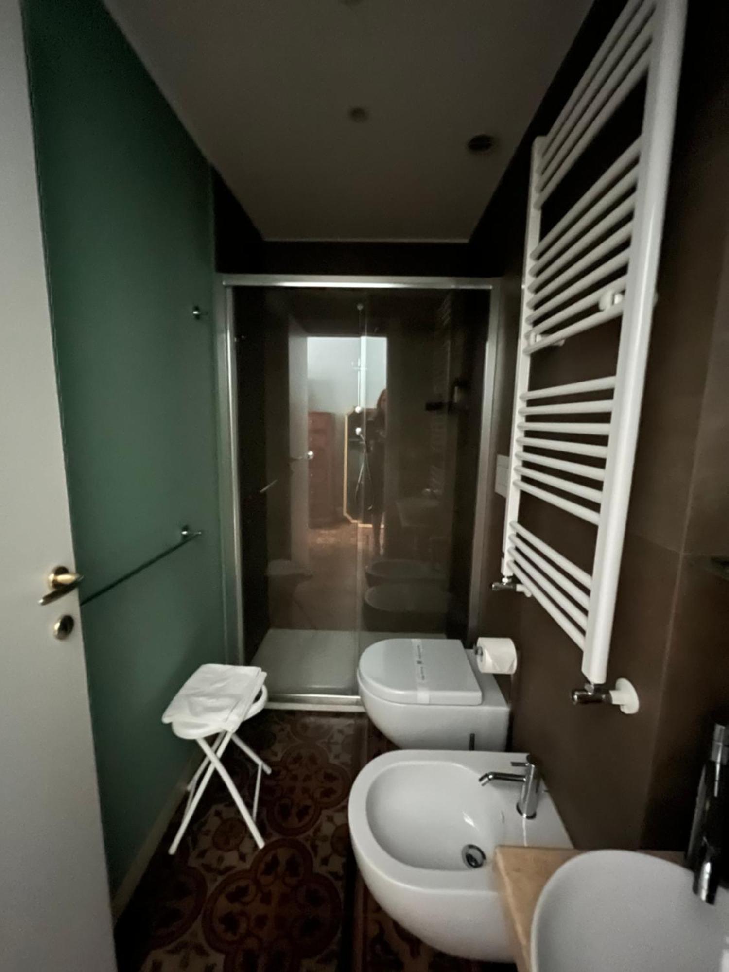 Palazzo Pastura B&B And Apartments คาตาเนีย ภายนอก รูปภาพ