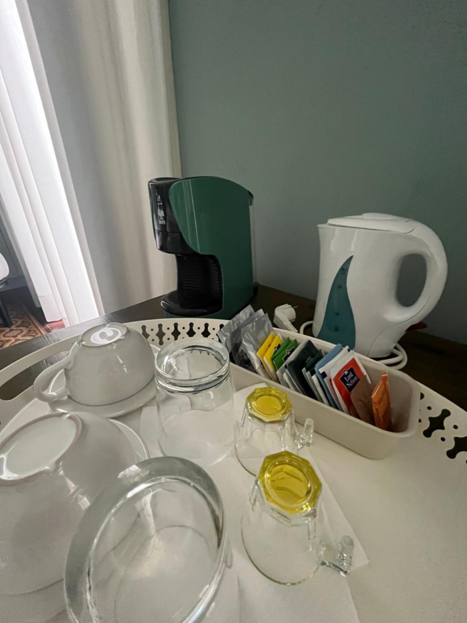 Palazzo Pastura B&B And Apartments คาตาเนีย ภายนอก รูปภาพ